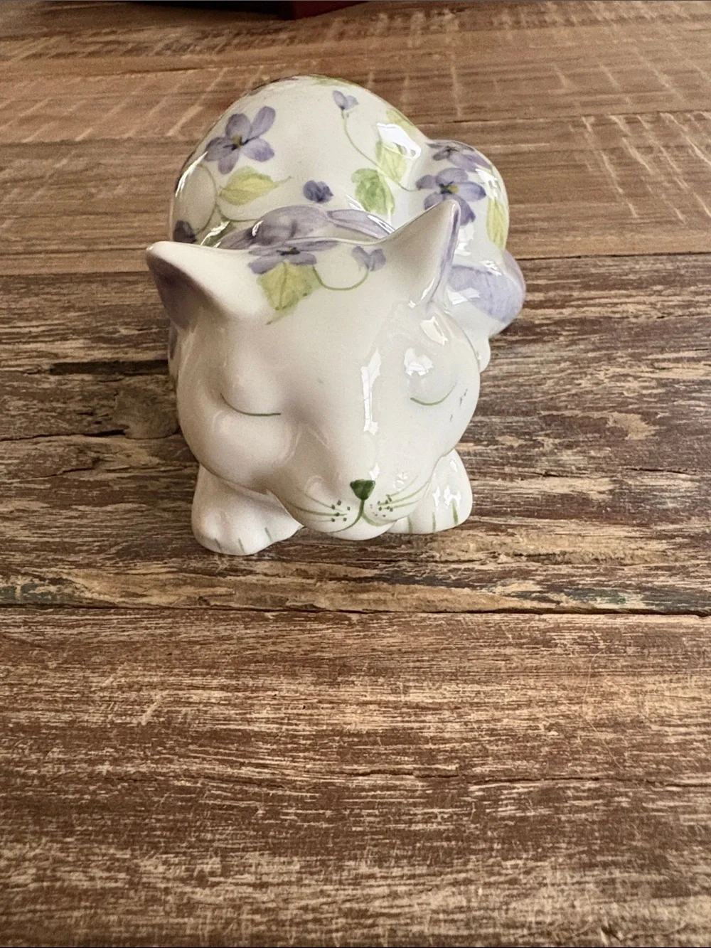 Andrea by Sadek Sleeping Kitten Cat Porcelain Figurine Violet Flowers Vintage